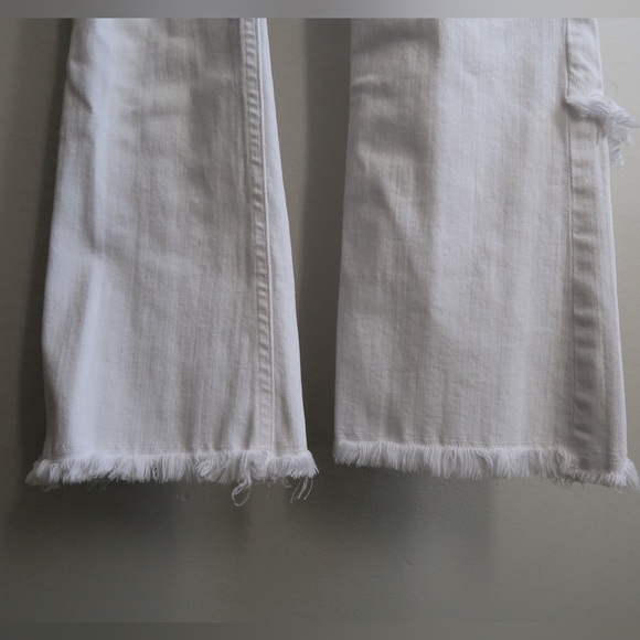 Citizens of Humanity Women’s Drew Fray High Rise Crop Flare Jeans - Picture 5 of 11